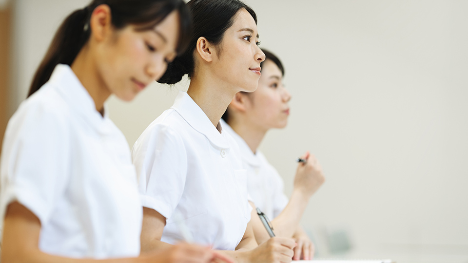 「予防」に重きを置いた
実践的な研修